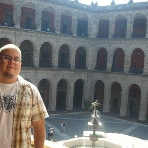 Meet your Posher, Robert